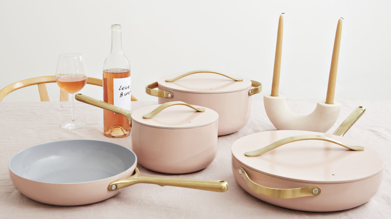 The Web’s Favourite Caraway Cookware Set Is Almost 30% Off Now