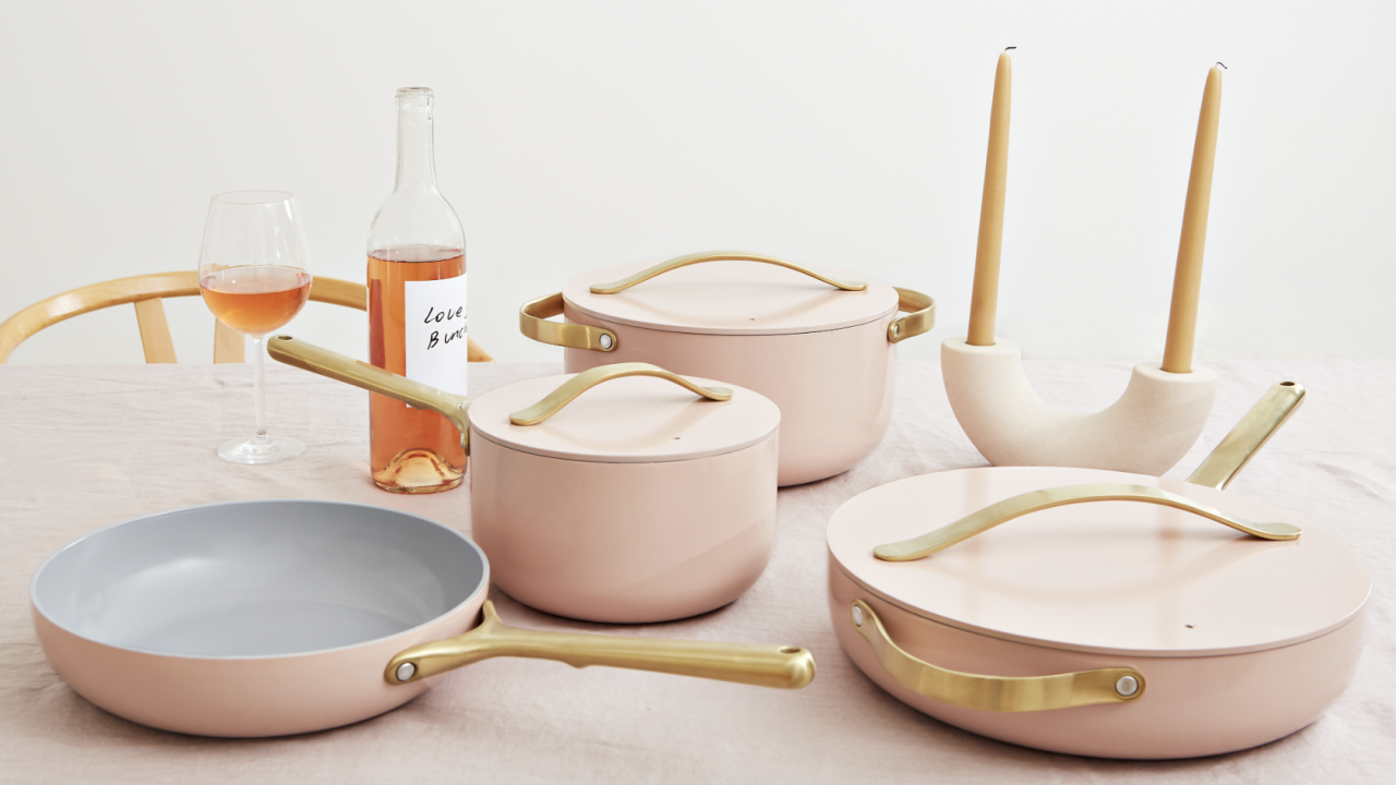 Caraway Sale: The Internet's Favorite Nonstick Cookware Set Is Nearly 30% Off Now - Vimarsana News