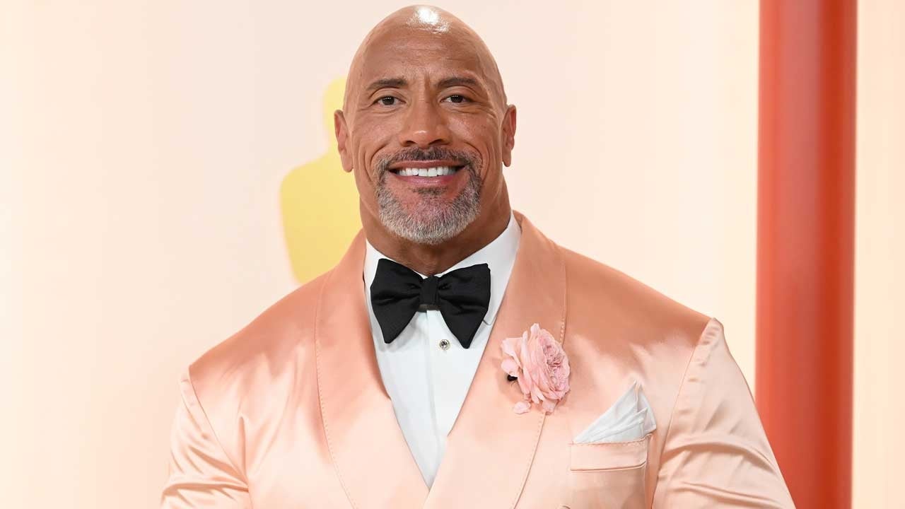 Watch Dwayne Johnson's Daughters Give Him Pink Lipstick Makeover