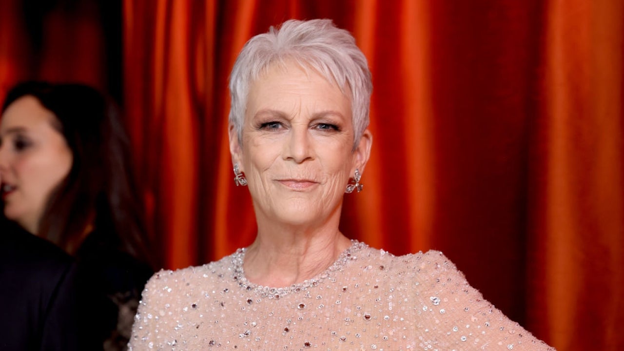 Jamie Lee Curtis' Parents: Actress Honors Oscar-Nominated Janet Leigh and  Tony Curtis During Speech | Entertainment Tonight