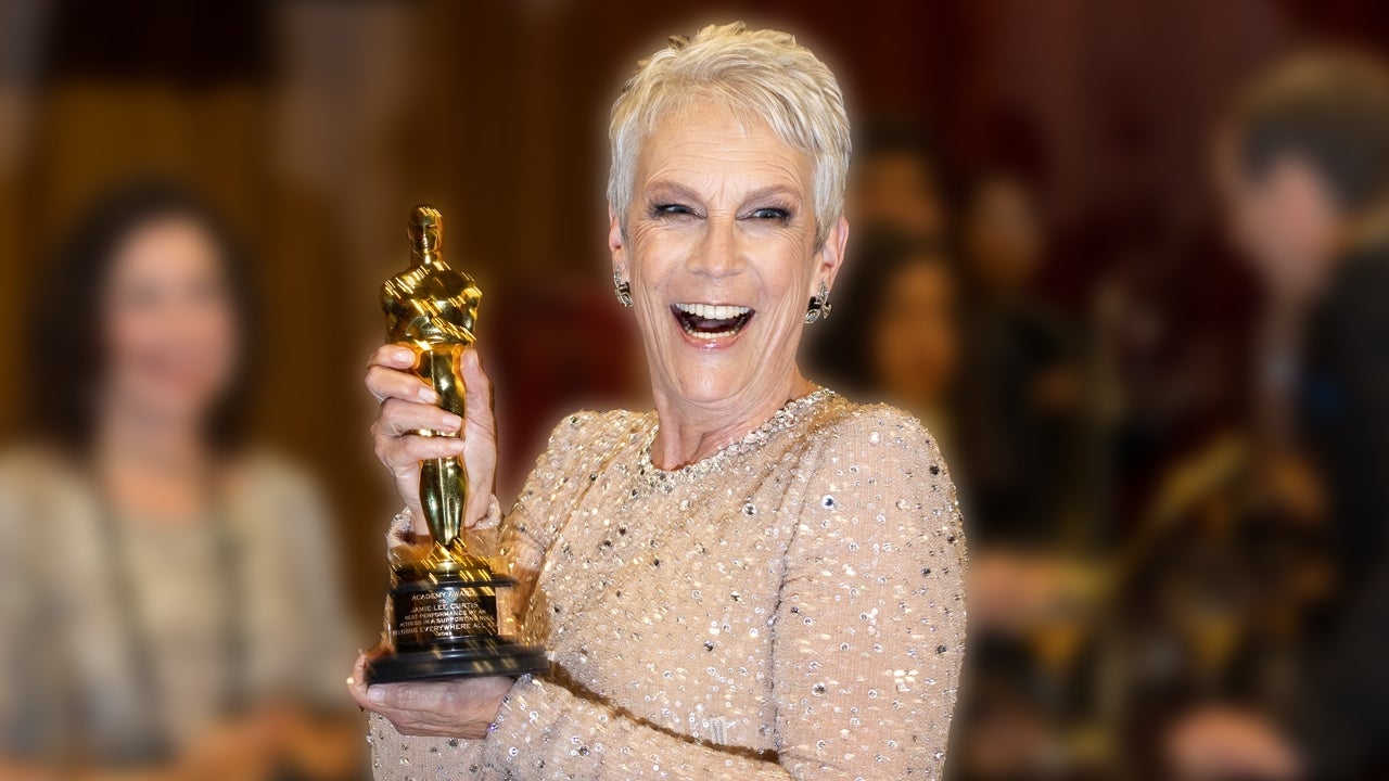 Jamie Lee Curtis Gives Her Oscar They/Them Pronouns in Support of Her Trans  Daughter | Entertainment Tonight