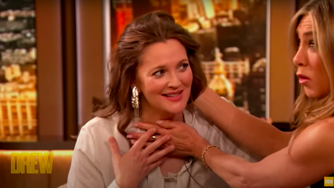 Drew Barrymore Thinks She’s Having Her ‘First Perimenopause Hot Flash’ on Her Talk Show With Jennifer Aniston