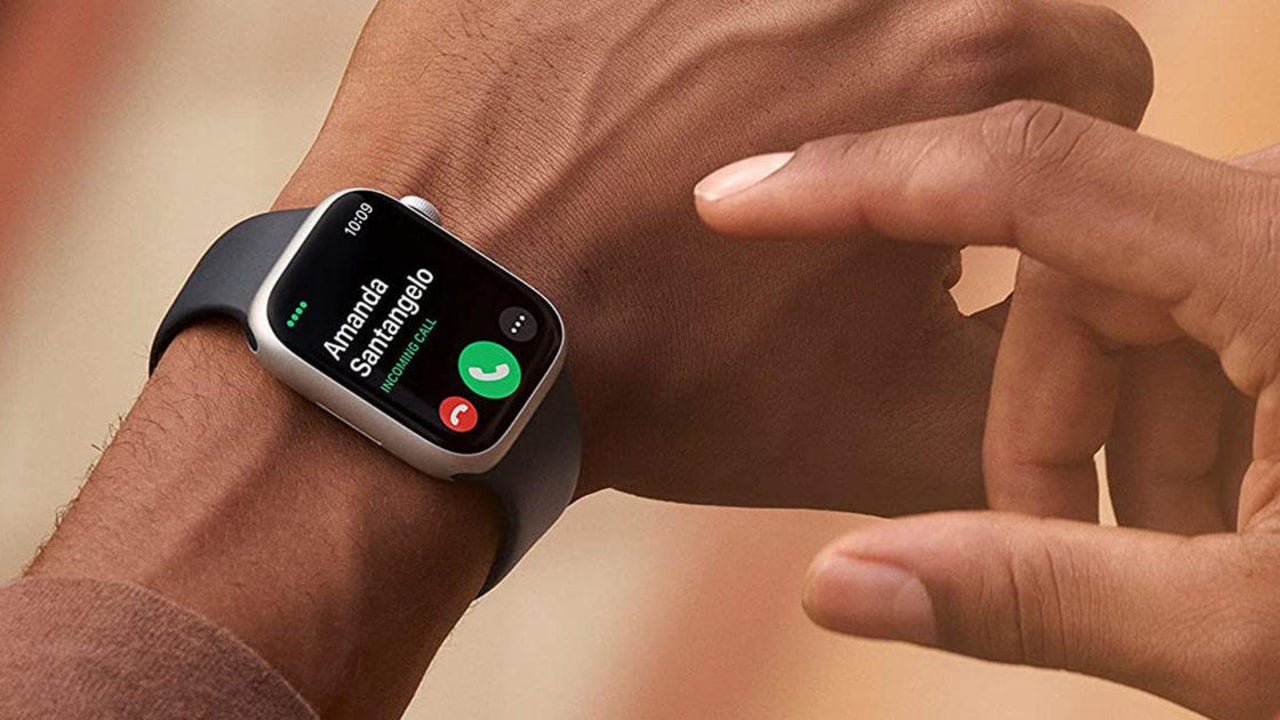 Best Apple Watch Deals Right Now: Get 37% Off the Series 8 with Apple Care+ | Entertainment Tonight