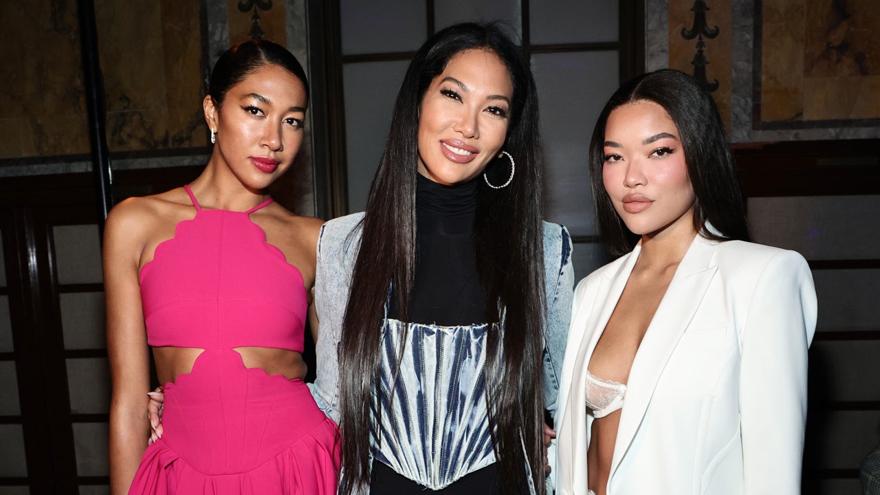 Why Kimora Lee Simmons and Her Daughters Ming and Aoki Are Hesitant to ...