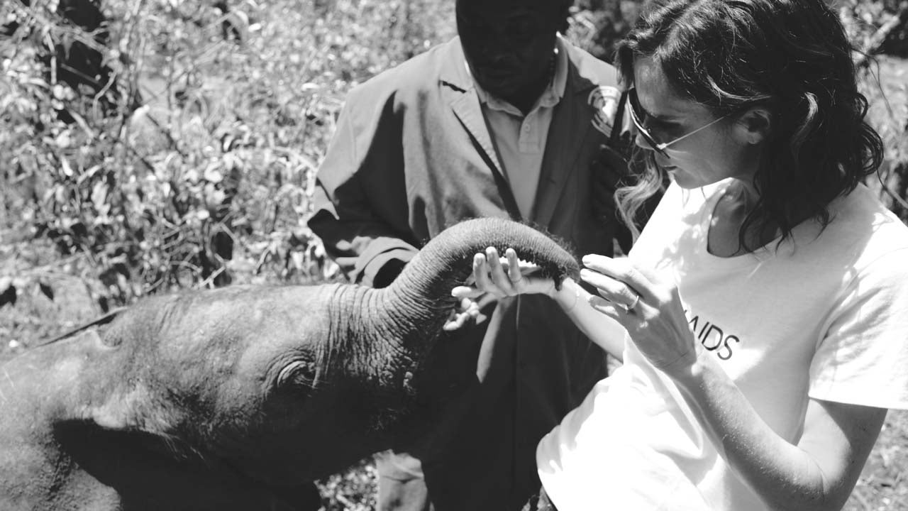 Famous Folks | Entertainment Tonight