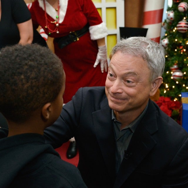 Gary Sinise meets with Gold Star families