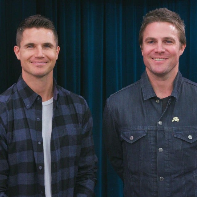 Watch Stephen Amell and Robbie Amell Interview Each Other! (Exclusive)