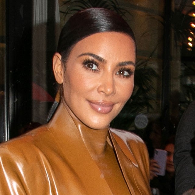 Kim Kardashian West is seen leaving the L'Avenue restaurant in paris