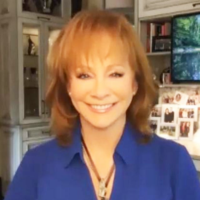 Reba McEntire Says It Would ‘Be a Hoot’ to Virtually Reunite Cast of ‘Reba’ (Exclusive)  