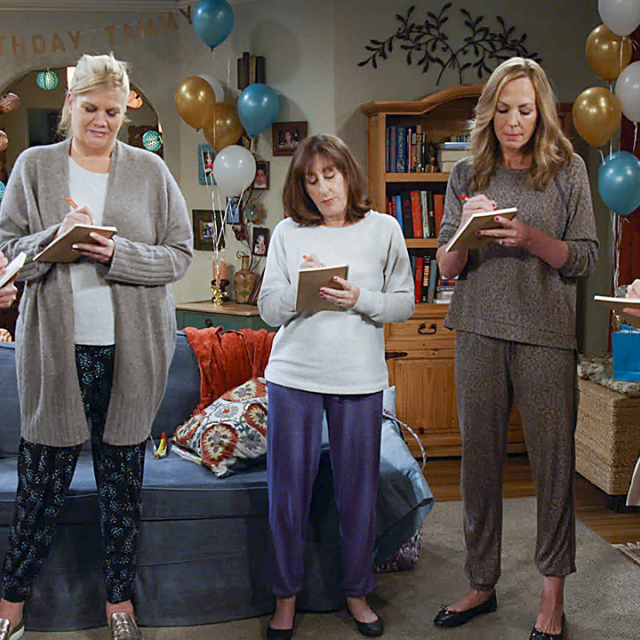 Mom Articles, Videos, Photos and More Entertainment Tonight Page 2(02)