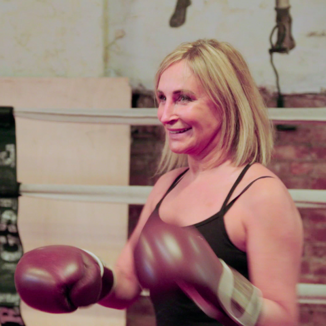 Sonja Morgan tries out boxing on The Real Housewives of New York City