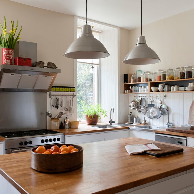 Kitchen Appliances Articles, Videos, Photos and More Entertainment