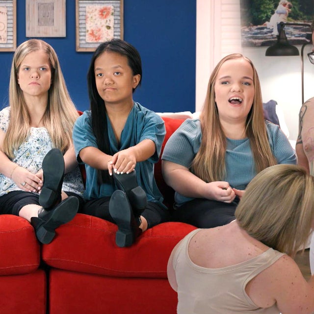 ‘7 Little Johnstons’ Kids Cringe Over Amber and Trent Painting Each Other’s Nearly-Naked Bodies