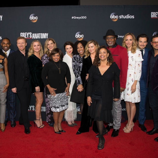 Shonda Rhimes with the cast of 'Grey's Anatomy'