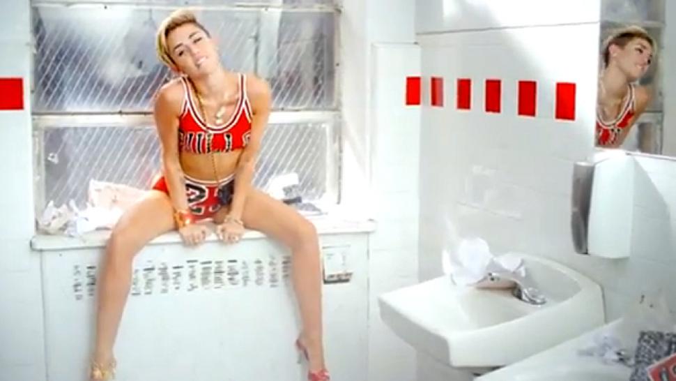 Miley Cyrus Drops Racy '23' Music Video | Entertainment Tonight