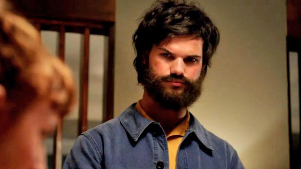 Taylor Lautner Plays Andy Sambergs Son On Bbc Series Cuckoo