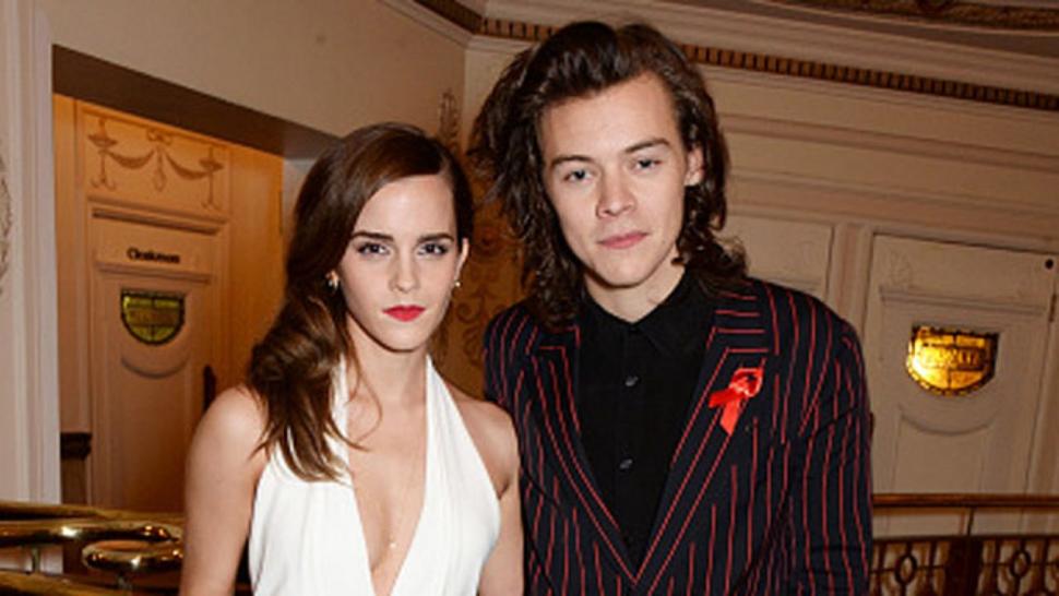 Harry Styles Meets Emma Watson Runs Into Alleged Exes Kendall Jenner Cara Delevingne Entertainment Tonight