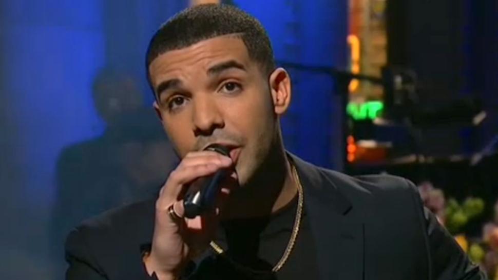 Drake Screams He S More Than A Meme On Saturday Night