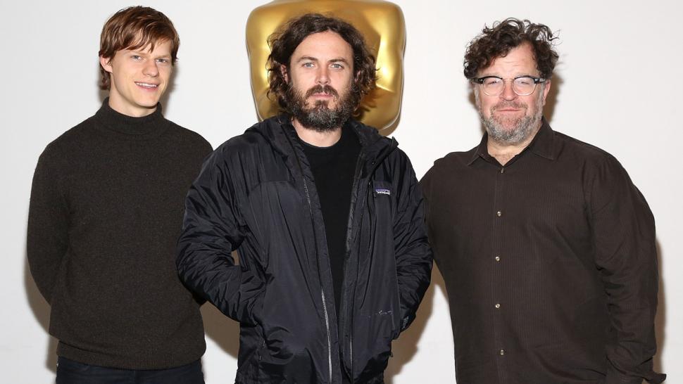 Exclusive Manchester By The Sea Director Kenneth Lonergan On Mel Gibson And The Special Year Of Movies Entertainment Tonight Affleck, whose performance in manchester by the sea won him the oscar for best actor at the academy awards in february, was sued for sexual harassment and verbal abuse in 2010 by two female colleagues working on the set of the mockumentary i'm still here, which he wrote and directed. sea director kenneth lonergan