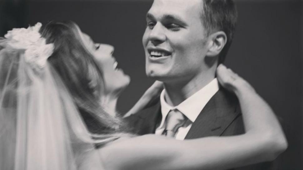 Gisele and Tom Brady Share New Wedding Pics on Anniversary