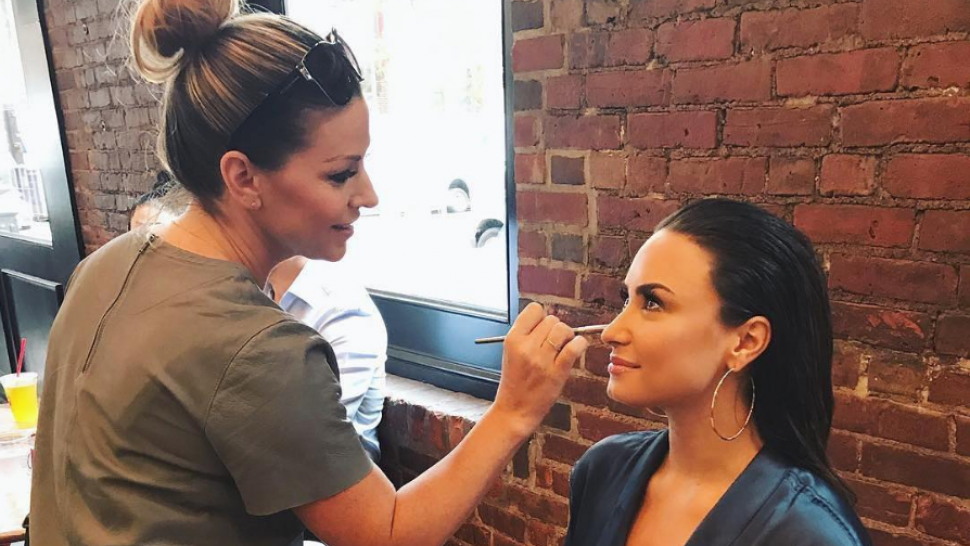 Exclusive Demi Lovato S Makeup Artist Jill Powell Shares Step By