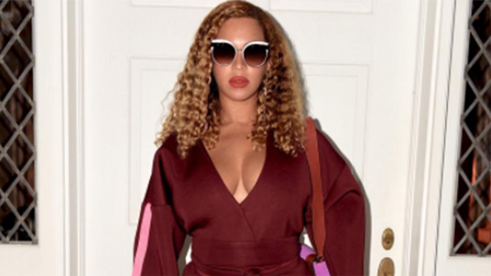 Beyonce rocks post-baby jumpsuit