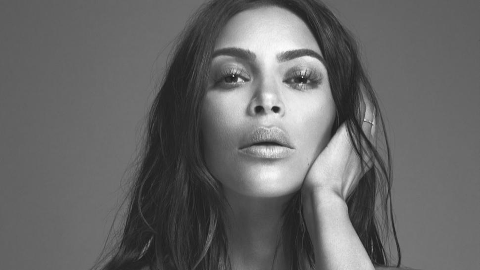 Kim Kardashian announces fragrance release