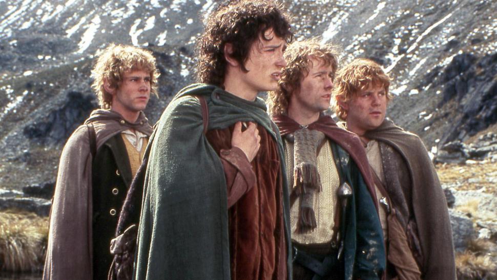'Lord of the Rings': Amazon Adapting J.R.R. Tolkien ...