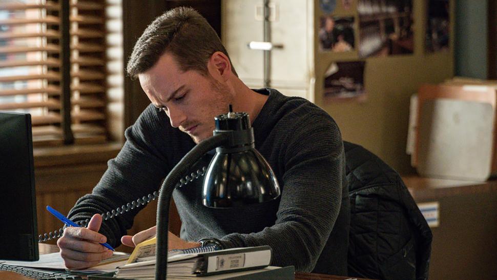 Jesse Lee Soffer Leaving 'Chicago .' During Season 10: 'This Is Sad But  True' | Entertainment Tonight