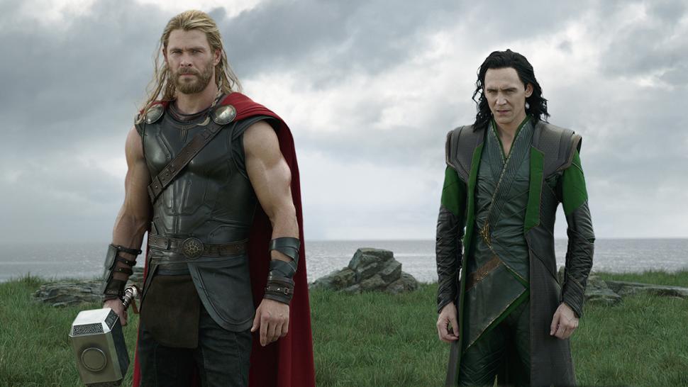 How Chris Hemsworth Convinced Spoiler to Make That ...