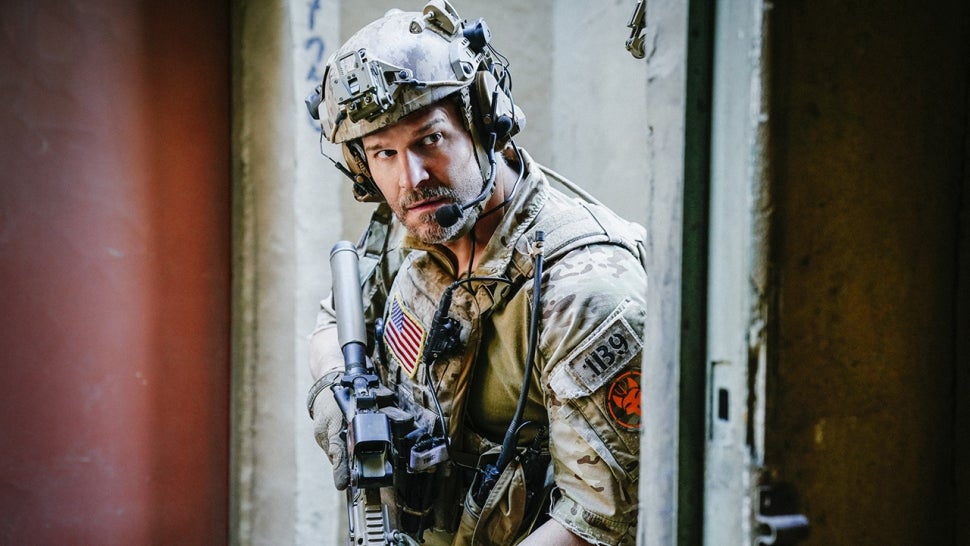 David Boreanaz Reveals Why They Re Shaking Up Seal Team In Rookie Season Exclusive Entertainment Tonight Seal team #cbs like it? seal team in rookie season exclusive