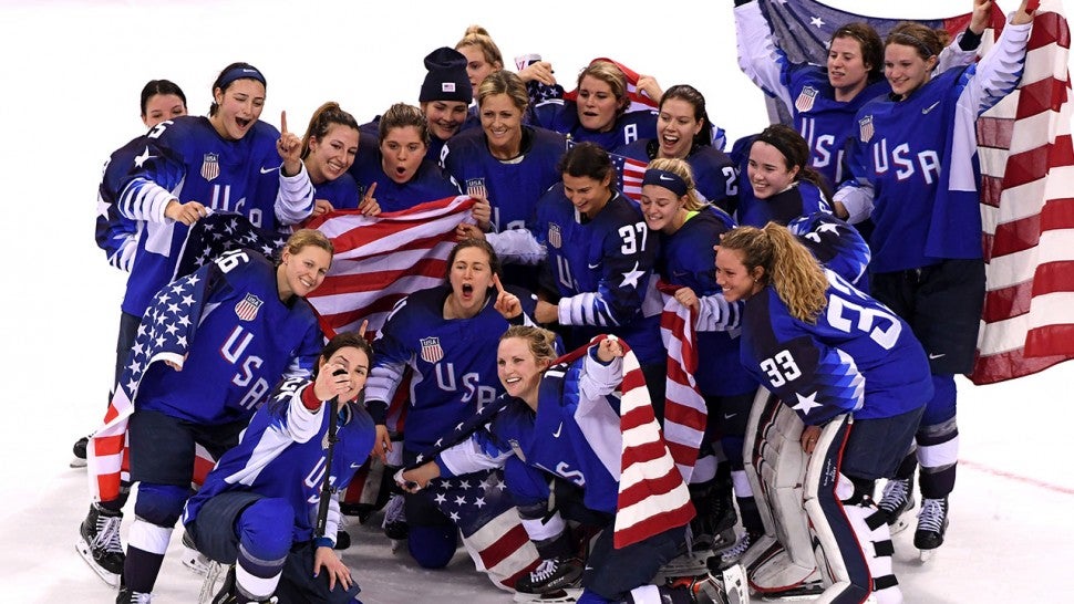 US women's ice hockey team wins gold at 2018 Olympics