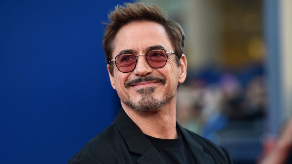 Robert Downey Jr. Convinces Marvel to Move 'Avengers: Infinity War' Up ...