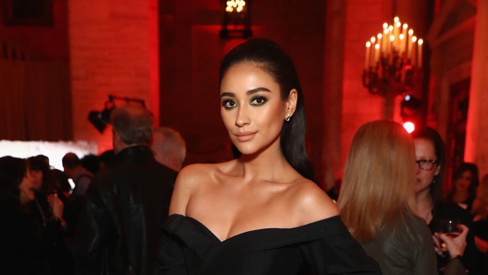 Shay Mitchell Instagram