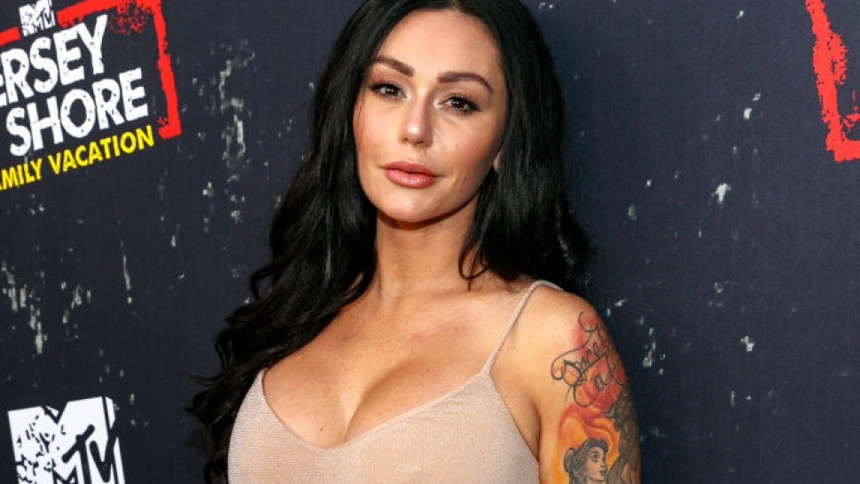 Jenni 'JWoww' Farley attends the 'Jersey Shore Family Vacation' Premiere Party 