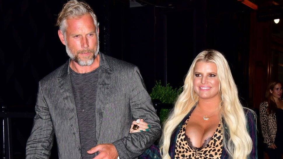 Jessica Simpson Is Pregnant With Baby No 3 Entertainment Tonight
