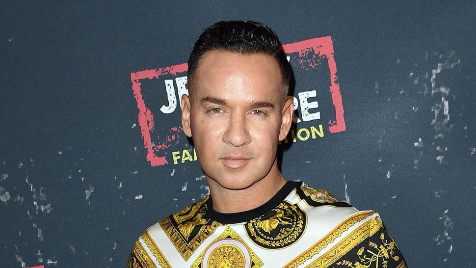 Snooki Jwoww And More Celebrate Mike The Situation