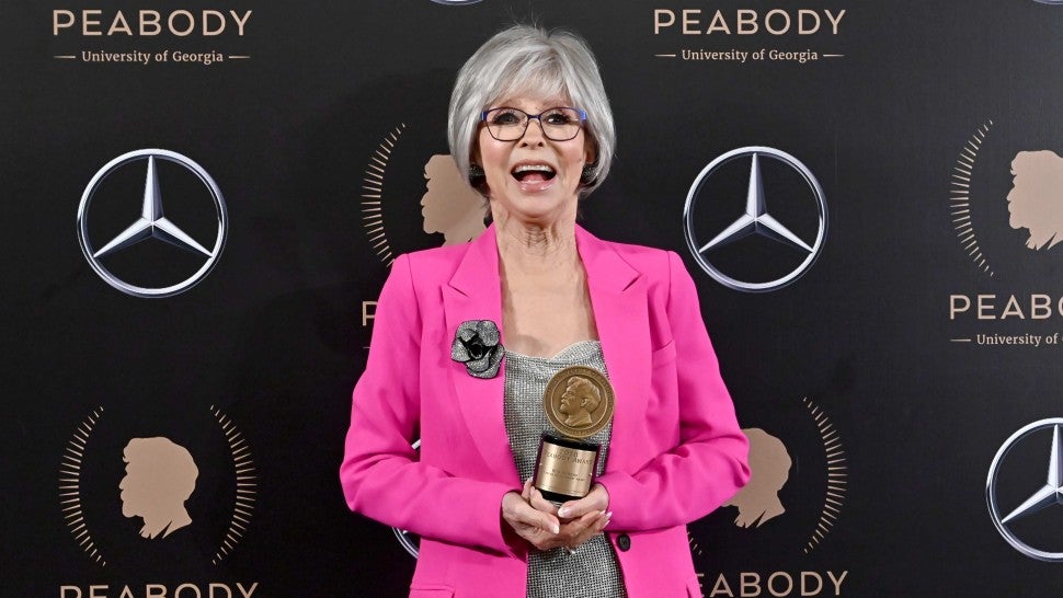 1280rita_moreno_poses_with_the_peabody_career_achiecement_award_presented_by_mercedes_benz.jpg