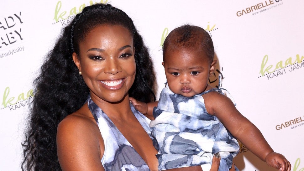 Gabrielle Union and Daughter Kaavia Twin in Hilarious Video: Watch.jpg