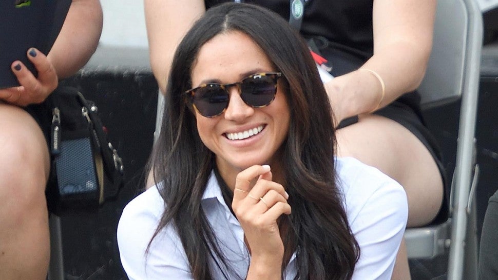 Meghan Markle in Mother jeans 1280