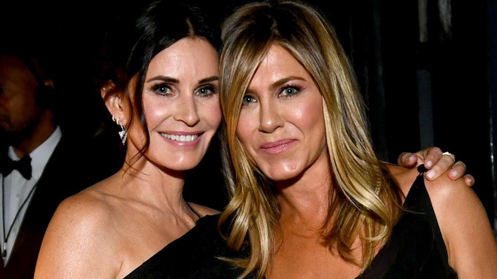 Courteney Cox Welcomes Jennifer Aniston To Instagram You Re