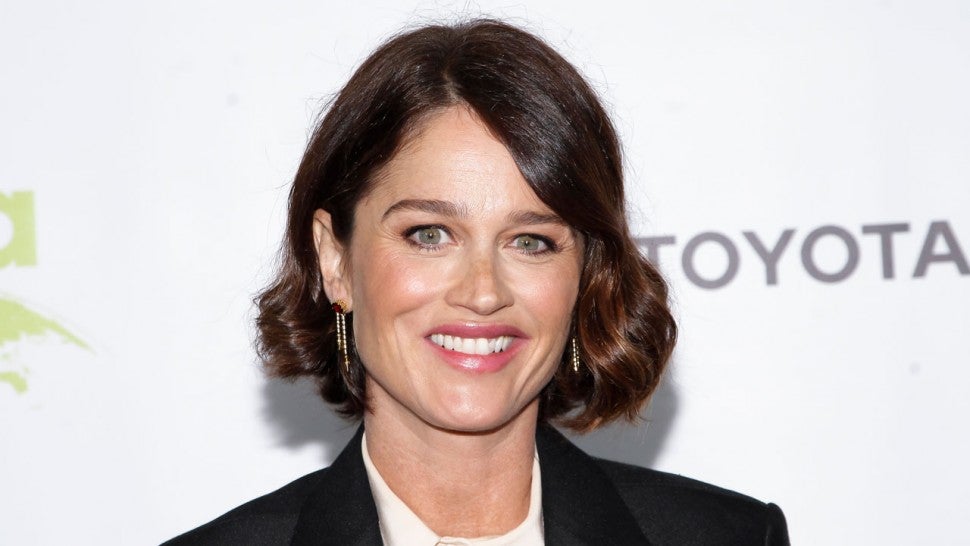 Robin Tunney Welcomes Baby No. 2 | Entertainment Tonight
