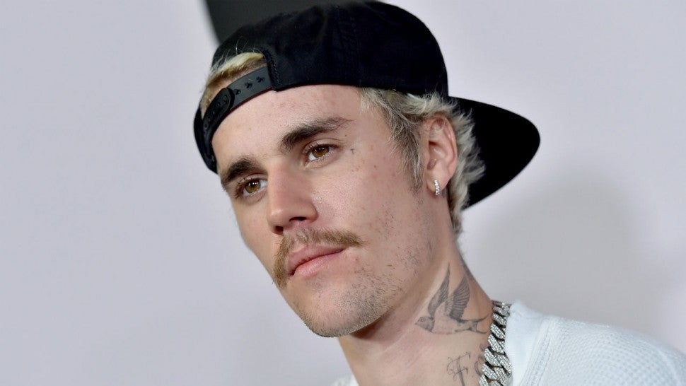 Justin Bieber Shaves Off Mustache Debuts Eta Music Video