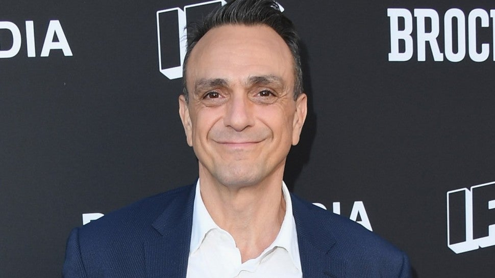 Hank Azaria Wants to 'Personally Apologize' to Every