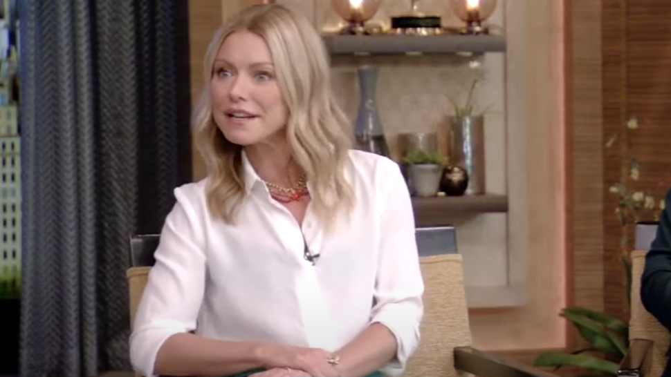 Kelly Ripa S Favorite Silk Blouse Brand Is Taking 30 Off Loungewear For Valentine S Day Entertainment Tonight Kelly Ripa S Favorite Silk Blouse Brand Is Taking 30 Off Loungewear For Valentine S Day Entertainment Tonight