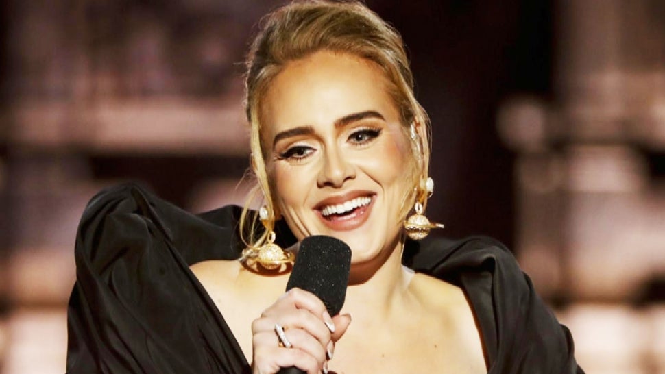 Adele Surprises Fans in Las Vegas With FaceTime Call, Apologizes for Postponing Residency.jpg