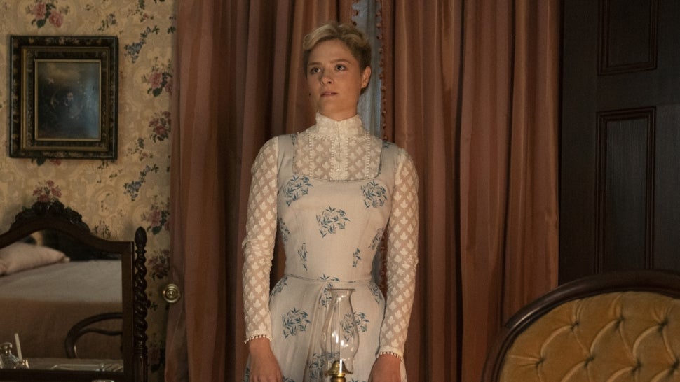 Get to Know Louisa Jacobson, Meryl Streep's Daughter and Breakout Star of 'The Gilded Age'.jpg