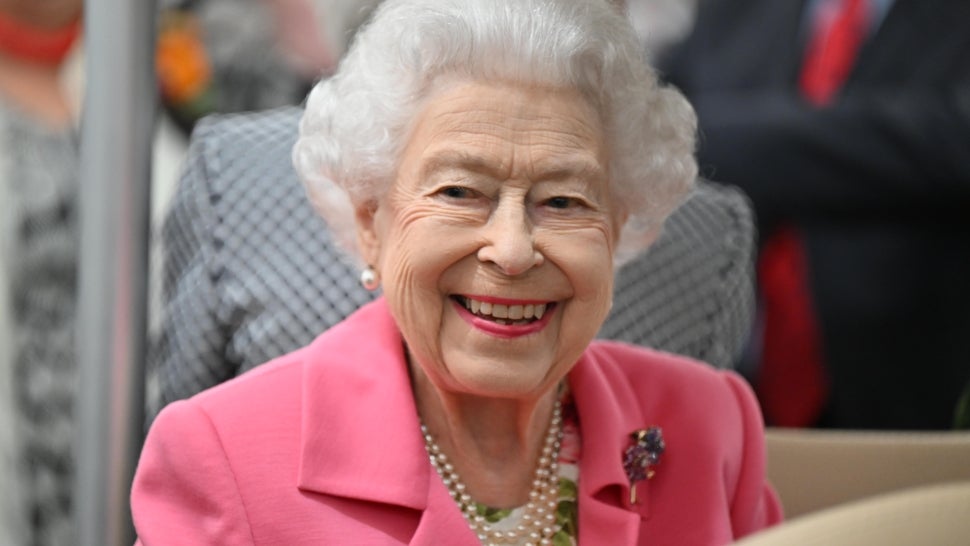 Queen Elizabeth Gets Driven Around at the 2022 Chelsea Flower Show.jpg
