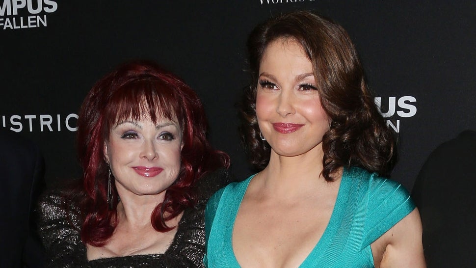 Ashley Judd Says Mom Naomi's Cause of Death Was Self-Inflicted Firearm Wound.jpg