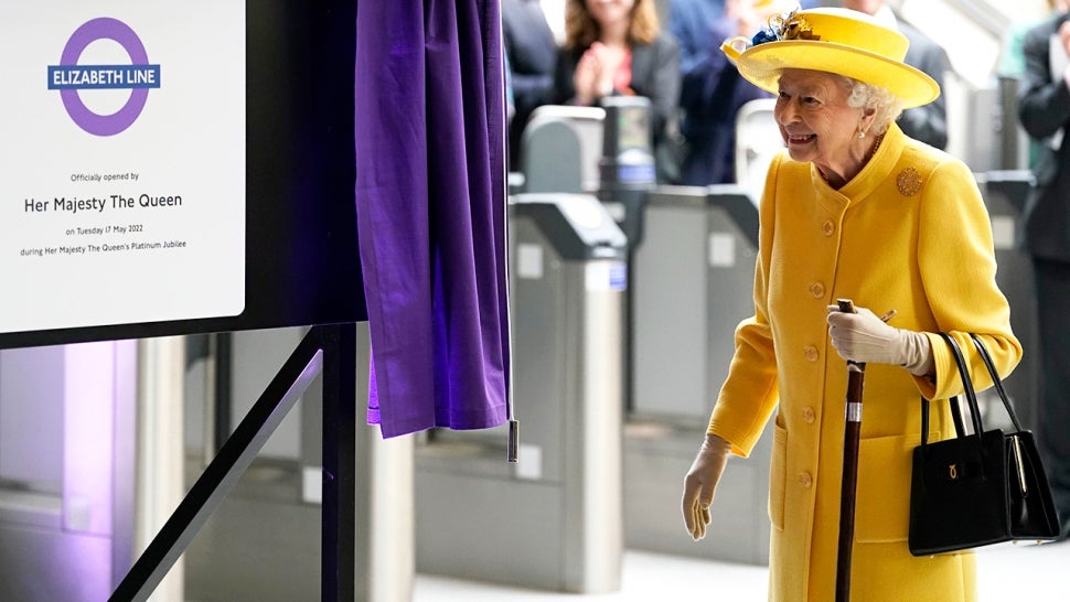 Queen Elizabeth Makes Surprise Visit to London Underground to Buy Ticket for Her Namesake Railway.jpg
